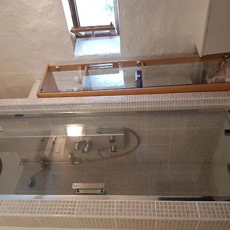 Tranquil Holiday Home In Moureuille With Infrared Sauna * Moureuille