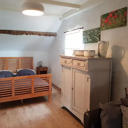 Vakantiehuis Tranquil Holiday Home In Moureuille With Infrared Sauna Moureuille