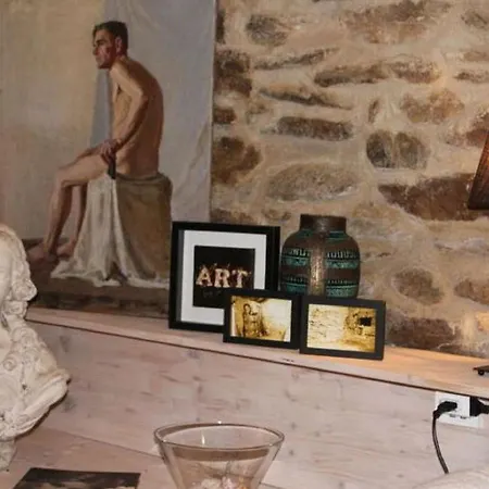 Tranquil Holiday Home In Moureuille With Infrared Sauna Moureuille